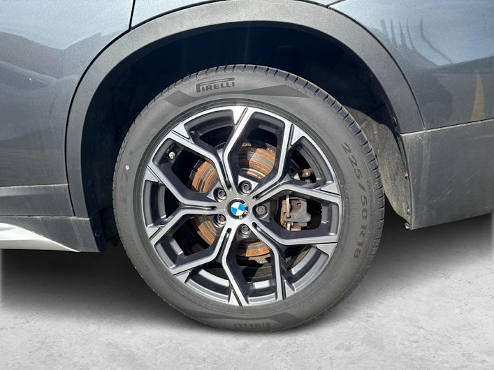 Vehicle image BMW X1