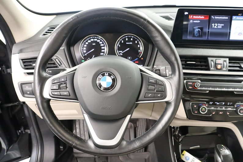 Vehicle image BMW X1
