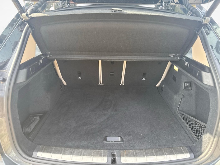 Vehicle image BMW X1