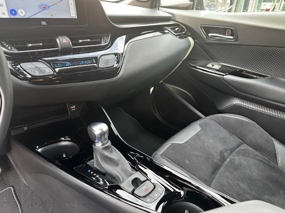 Vehicle image 14 Vehicle image 14