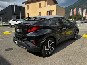 Toyota C-HR 2.0 VVTi HSD Move