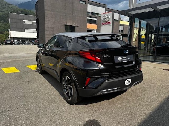 Vehicle image 8 Vehicle image 8