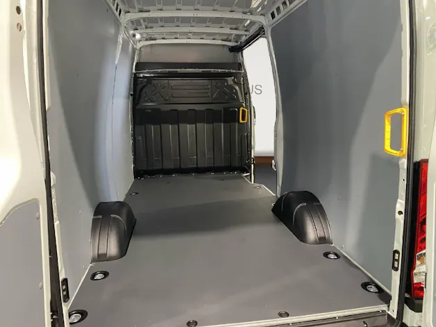 Iveco Daily 35S14A8V Kastenwagen 3520L H1.9 Professional