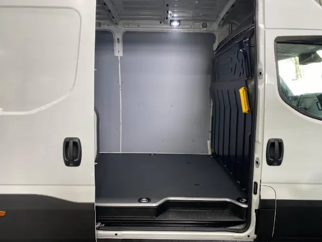 Iveco Daily 35S16A8V Kastenwagen 3520L H1.9 City