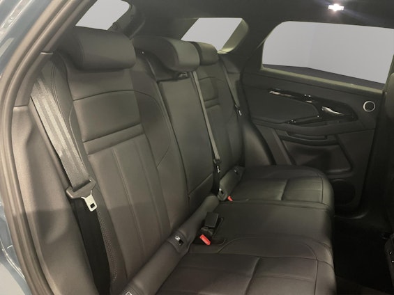 Vehicle image 10 Vehicle image 10