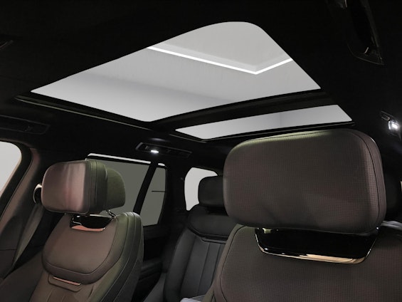 Vehicle image 13 Vehicle image 13