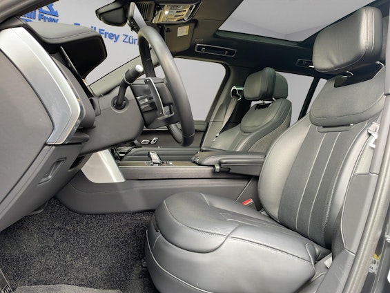 Vehicle image 14 Vehicle image 14