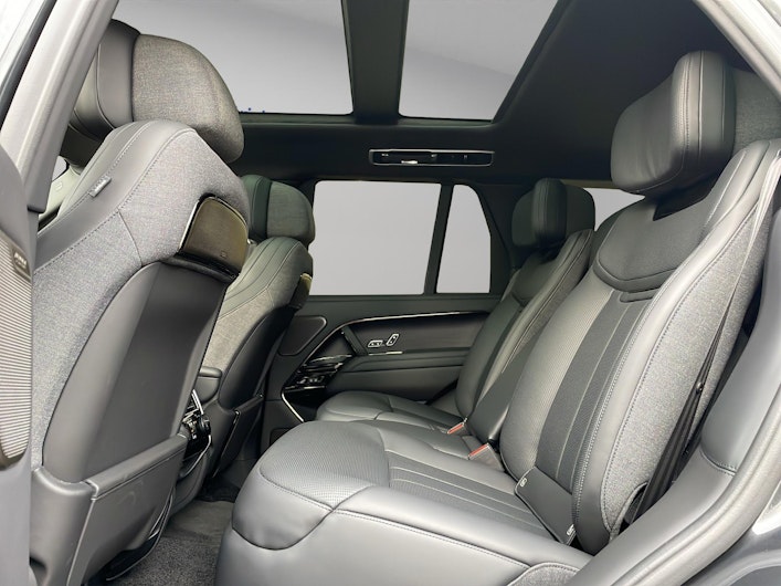 Vehicle image LAND ROVER RANGE ROVER