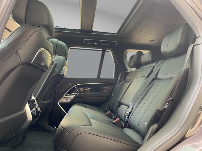 Vehicle image LAND ROVER RANGE ROVER