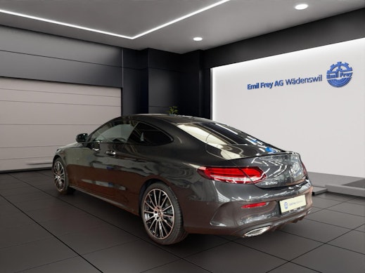 MERCEDES-BENZ C 200 AMG Line 4matic Coupé 3