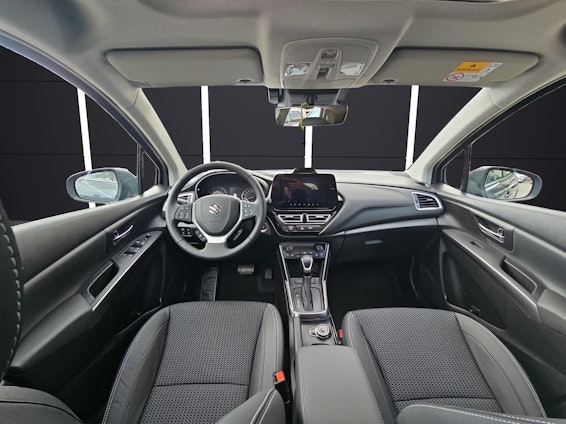 Vehicle image 10 Vehicle image 10