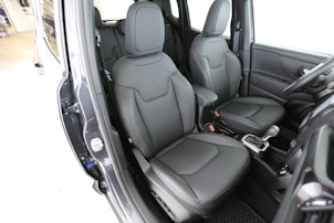 Vehicle image JEEP Renegade 1.5 Turbo S