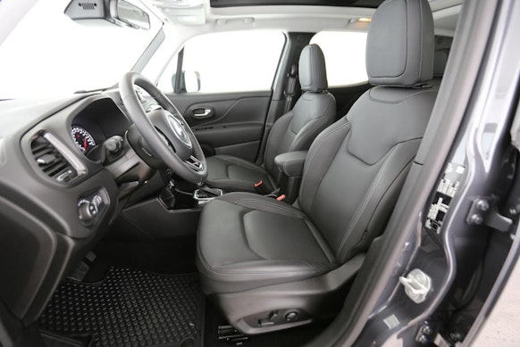 JEEP Renegade 1.5 Turbo S 2