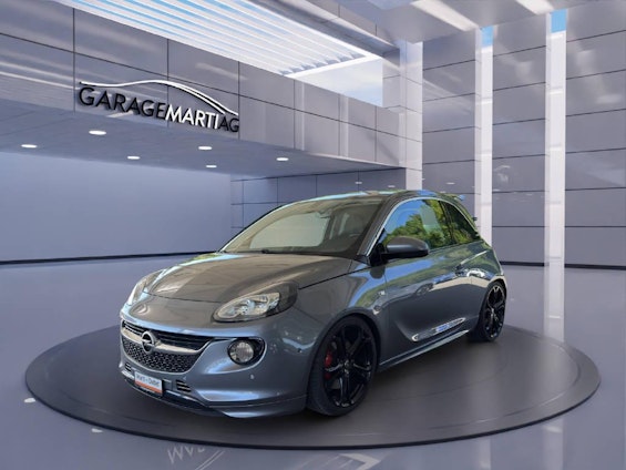First vehicle image