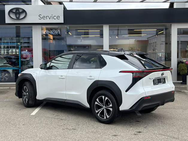 Toyota bZ4X Style AWD