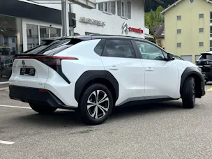 Toyota bZ4X Style AWD