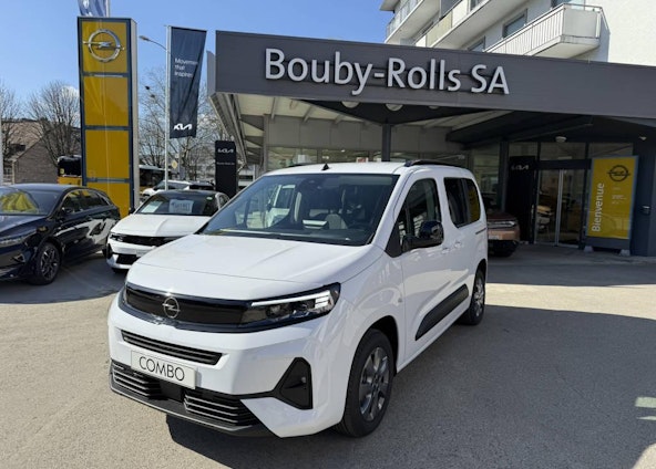 First vehicle image First vehicle image