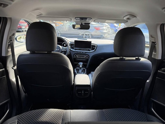 Vehicle image 12 Vehicle image 12