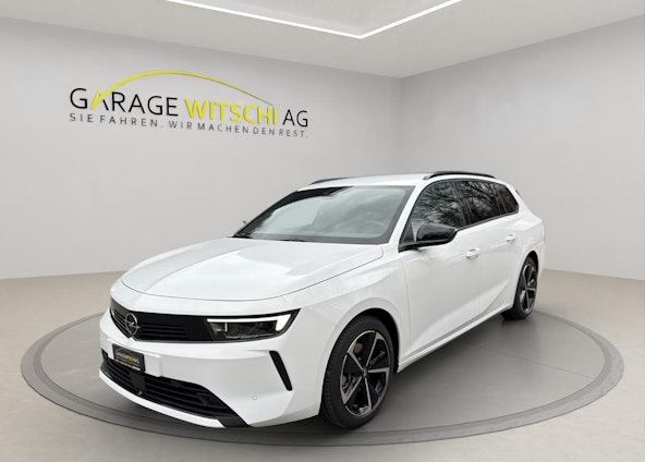 First vehicle image First vehicle image