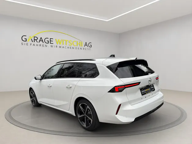 Opel Astra L Sports Tourer 1.2 Turbo HYBRID
