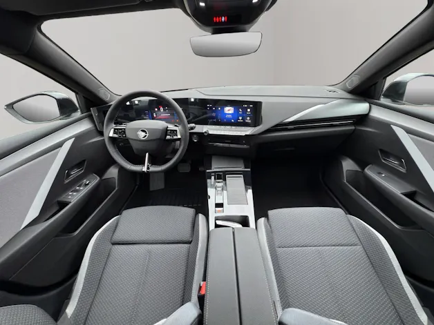 Opel Astra L Sports Tourer 1.2 Turbo HYBRID