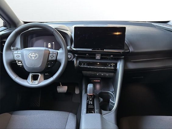 Vehicle image 10 Vehicle image 10