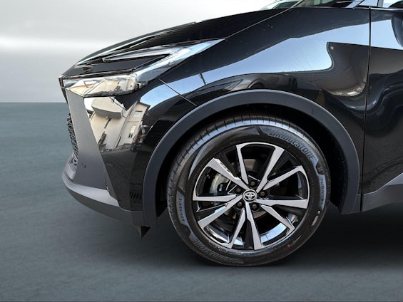 Vehicle image 46 Vehicle image 46