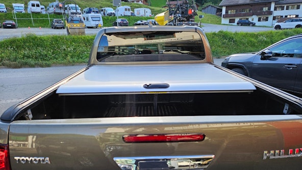 Vehicle image 4 Vehicle image 4