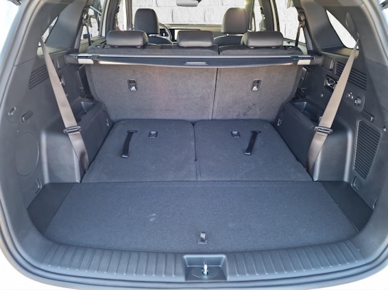 Vehicle image 9 Vehicle image 9