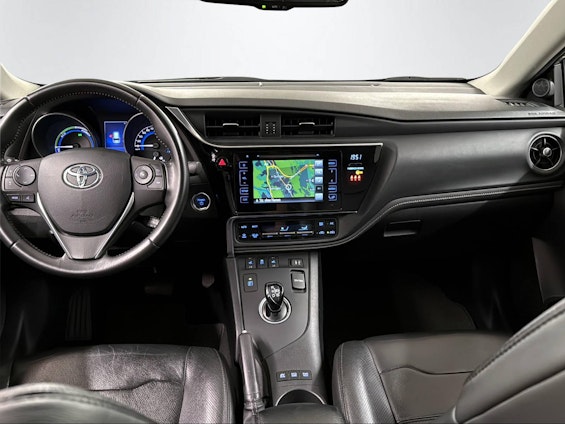 Vehicle image 11