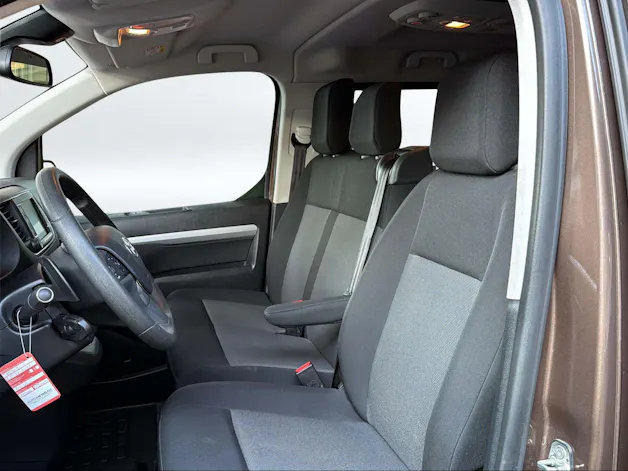 Toyota PROACE Verso L1 2.0 D Shuttle