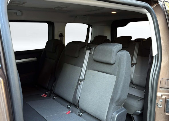 Fahrzeugbild 8 Fahrzeugbild 8