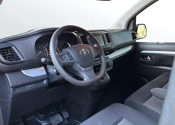 Fahrzeugbild 4 Fahrzeugbild 4