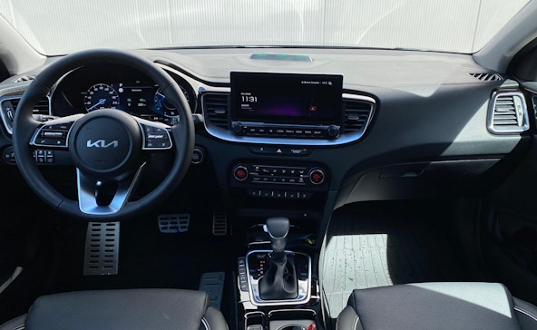 Vehicle image 6 Vehicle image 6