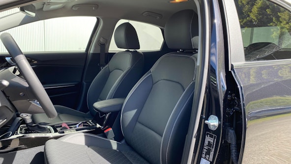 Vehicle image 4 Vehicle image 4