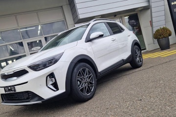 Vehicle placeholder image Vehicle placeholder image