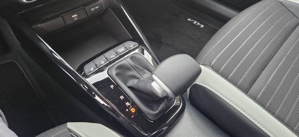 Vehicle image 6 Vehicle image 6