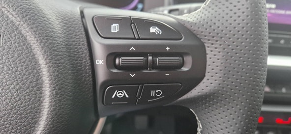 Vehicle image 7 Vehicle image 7