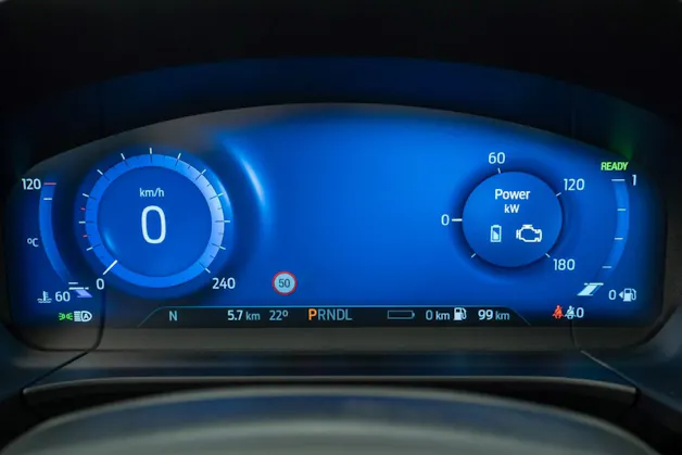 Ford Kuga 2.5 Plug-in Hybrid Titanium X
