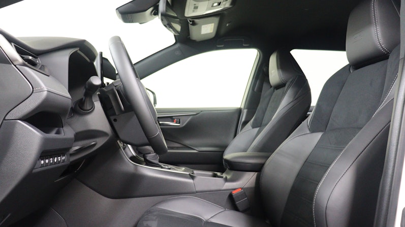 Vehicle image TOYOTA RAV-4