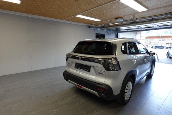 Vehicle image 22