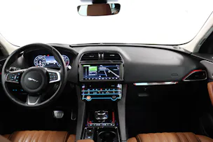 Jaguar F-Pace 2.0 T 250 PORTFOLIO AWD *LEASING 1.99%*