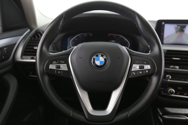 Vehicle image BMW X3