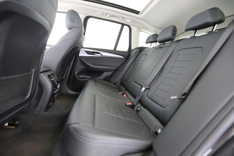 Vehicle image BMW X3