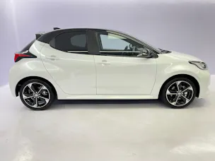 Toyota Yaris 1.5 VVT-i HSD Premium