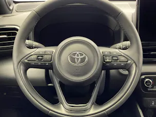 Toyota Yaris 1.5 VVT-i HSD Premium