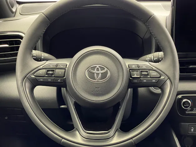 Toyota Yaris 1.5 VVT-i HSD Premium