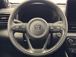 Toyota Yaris 1.5 VVT-i HSD Premium