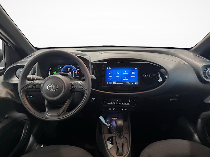 Vehicle image TOYOTA AYGO X