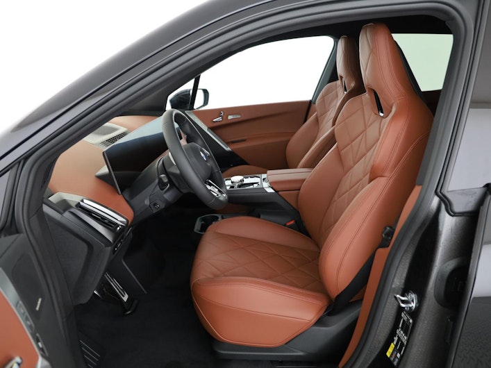 Vehicle image BMW iX